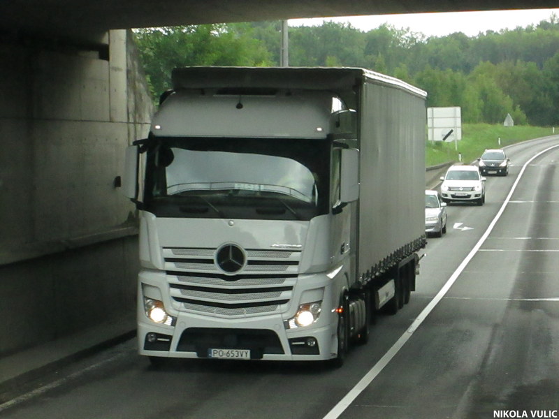 Actros MP4 - Page 8 IMG_2616