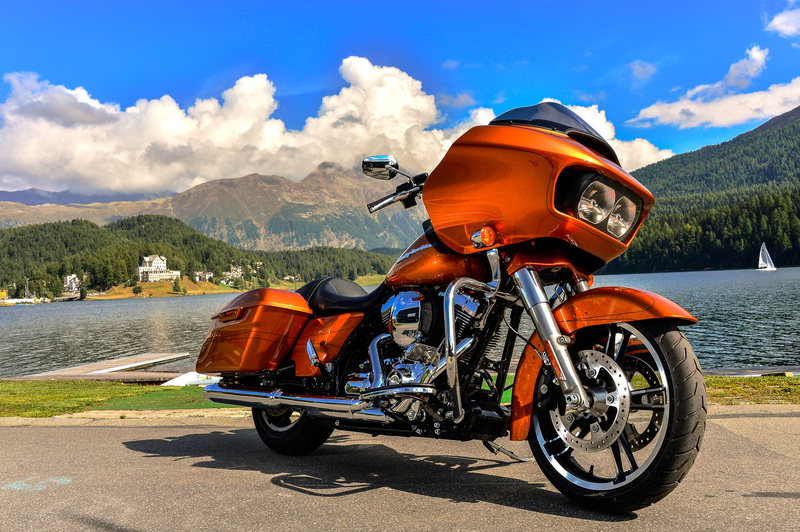 Il Road Glide l'Harley che piace ai Goldwinger? Harley_2015_test_2