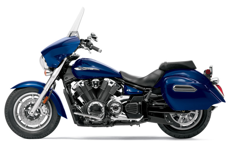 Yamaha modelli 2015 2013_Yamaha_VStar1300_Deluxe3