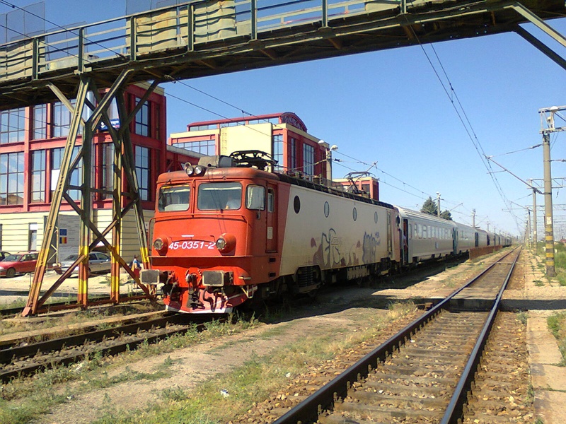 Locomotive clasa 45 EA_351_1696