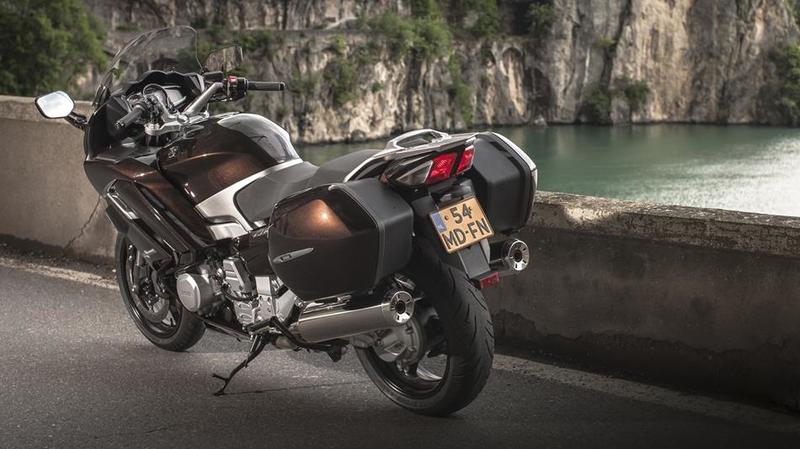 Yamaha FJR1300 AS turismo nipponico. 2015_Yamaha_FJR1300_AS_EU_Magnetic_Bronze_Static