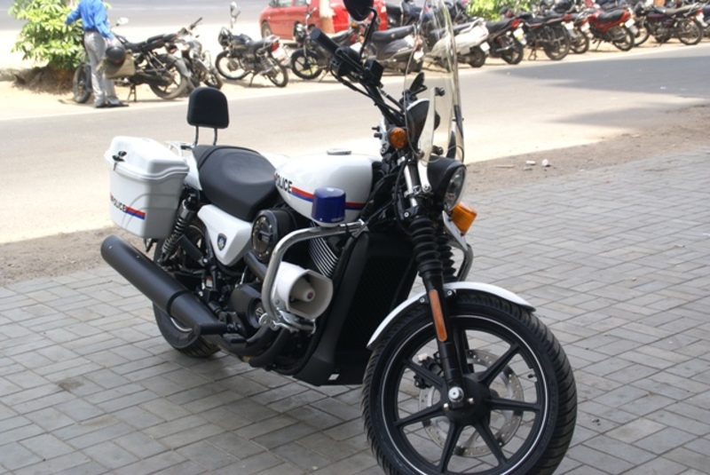 Police Street 750 Customized_Harley_Davidson_Street_750_for_Gujara