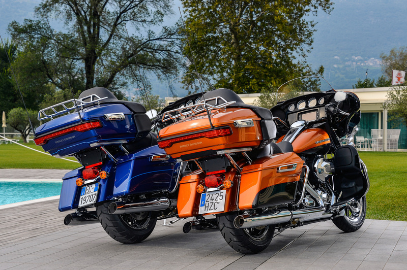 Il Road Glide l'Harley che piace ai Goldwinger? Harley_2015_test_10