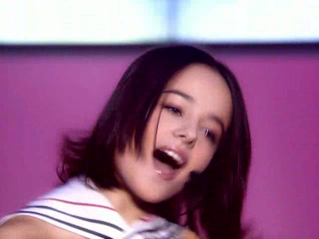 Alizee - J'en Ai Marre! (live @ 2003 TOTP) C768ae40a270