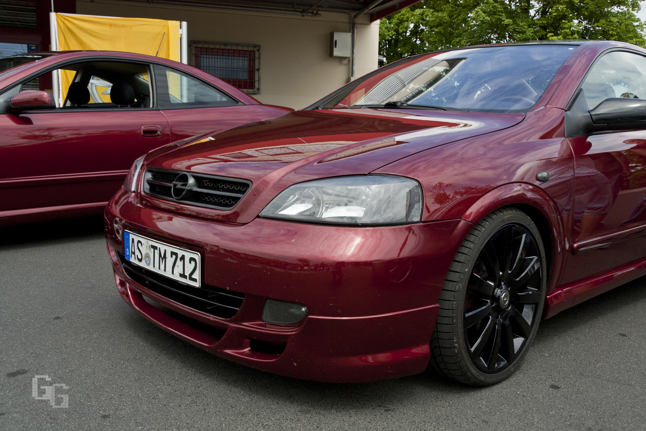 BILDER !  4. Int. Opel-Tagestreffen des OPEL - CLUB PEGNITZ 89 e.V. | 27.5.2012 Iaexwbjm