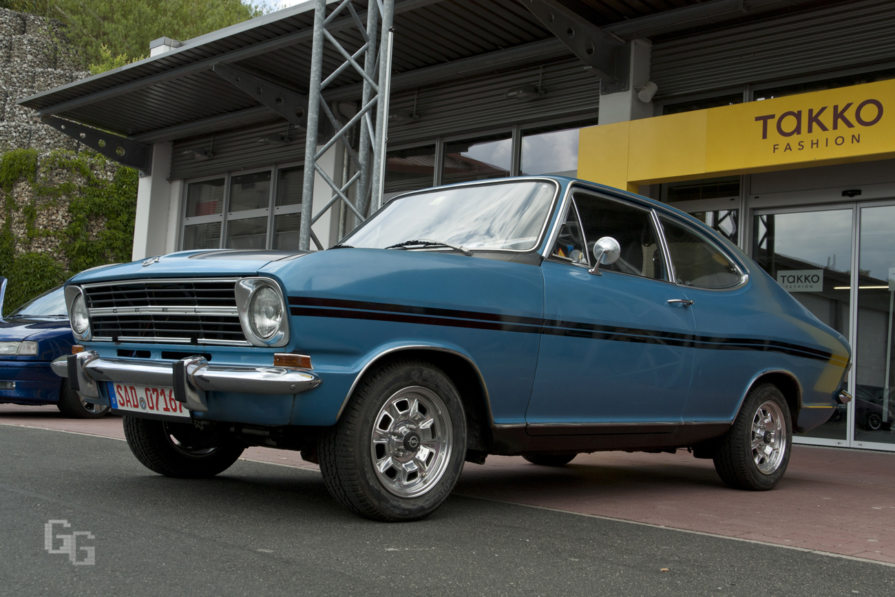 BILDER !  4. Int. Opel-Tagestreffen des OPEL - CLUB PEGNITZ 89 e.V. | 27.5.2012 Yxir3jkl