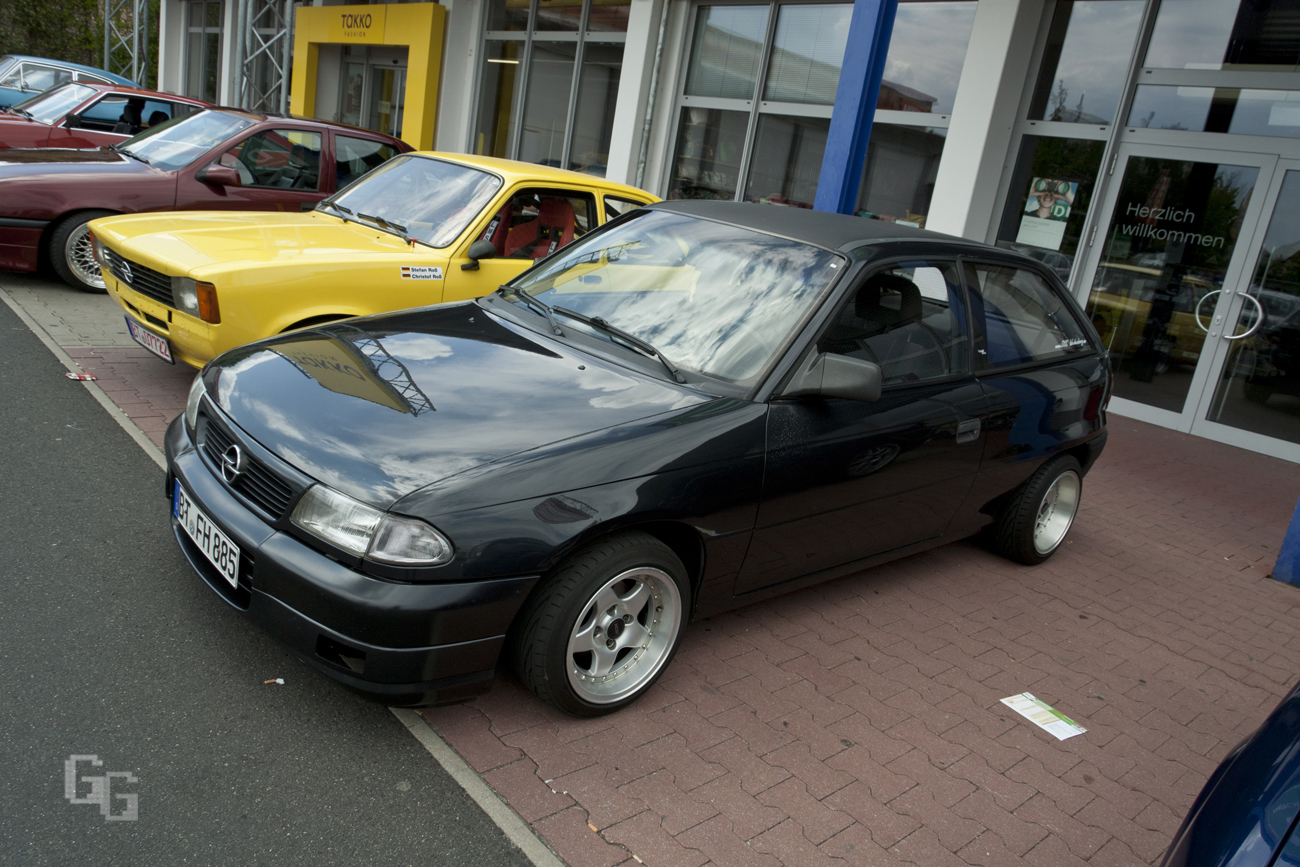 BILDER !  4. Int. Opel-Tagestreffen des OPEL - CLUB PEGNITZ 89 e.V. | 27.5.2012 Zhaggoic