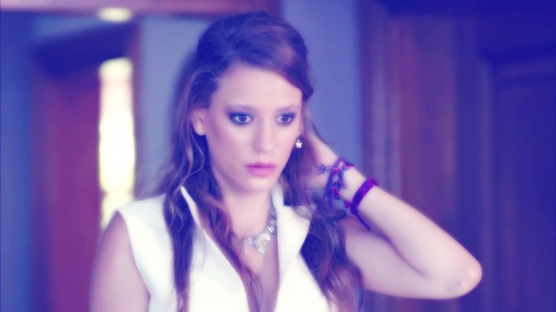 sarikaya - Serenay Sarikaya/სერენაი სარიკაია #20 - Page 50 1_mp4_004250692