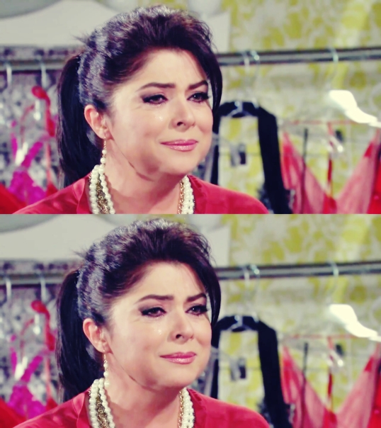 Victoria Ruffo/ვიქტორია რუფო - Page 38 Terhvcj