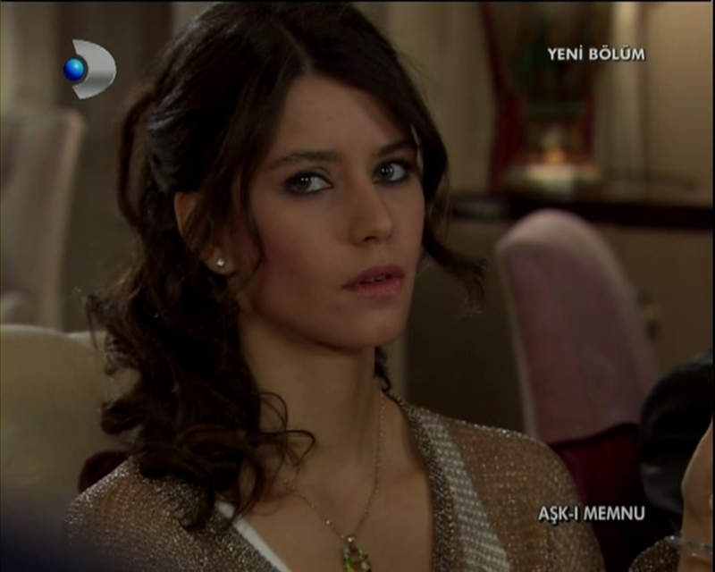 Beren Saat // ბერენ საატი #2 - Page 12 Ask_i_memnu_Bihter_ask_i_memnu_23876573_720_576