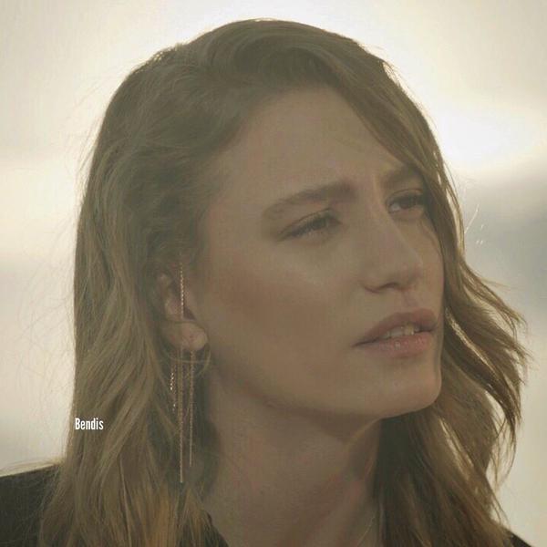 Serenay Sarikaya/სერენაი სარიკაია #22 - Page 48 CGvzp_JYWc_AAuls_W