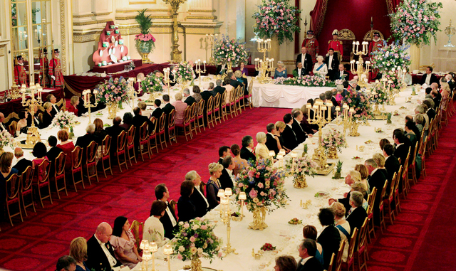 (FULL) WA International News Network - Page 29 Queen_state_banquet
