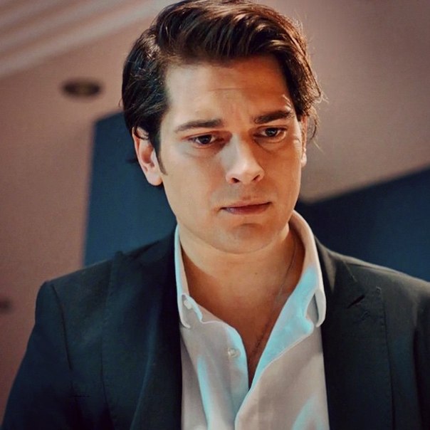 Cagatay ulusoy/ ჩაათაი ულუსოი #2 - Page 9 MAKx_Setf_Oc_E