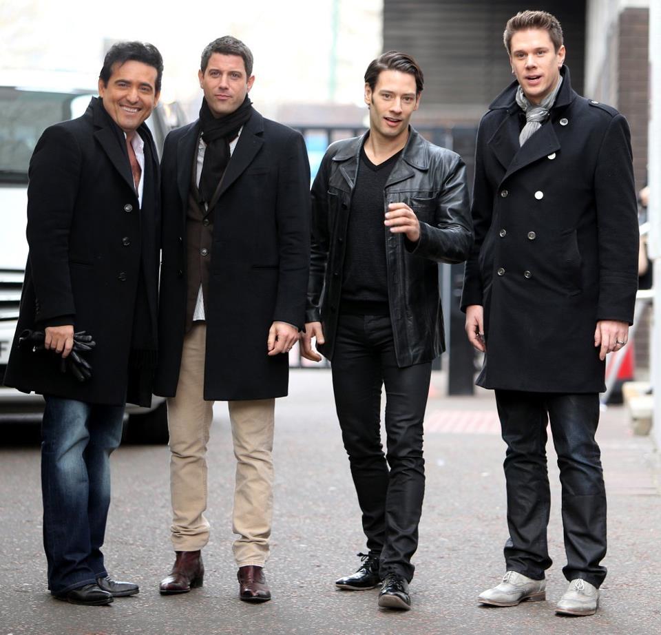 Chit chat about Il Divo. - Page 17 534798_242029162609769_1319584366_n