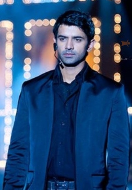 Barun Sobti / ბარუნ სობტი #4 - Page 50 5e8aeaa9c8a6a09b97ec010d7c8b0b74