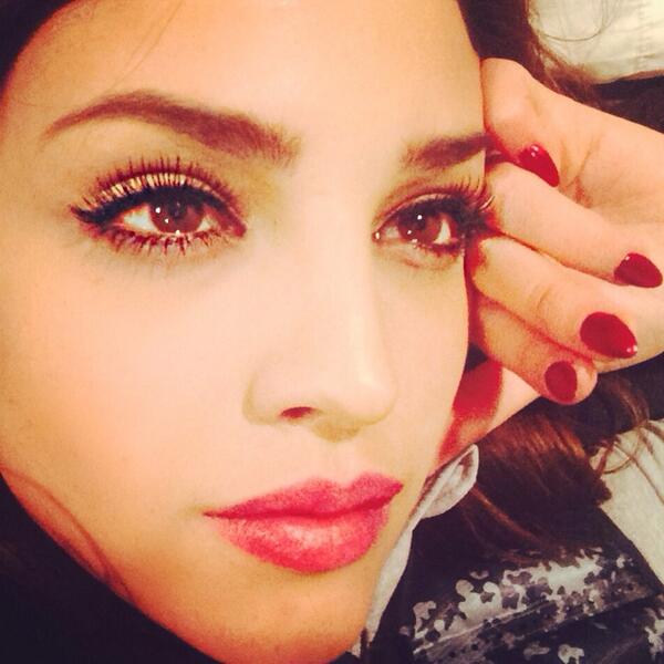 Eiza Gonzalez/ეიზა გონსალესი #2 - Page 17 Bd1br_F8_CQAEQVNO