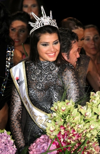 Miss Eurovision Of The World 2013 - the Winner is Poland! La_milutinovic_posa_per_i_fotografi_800x540