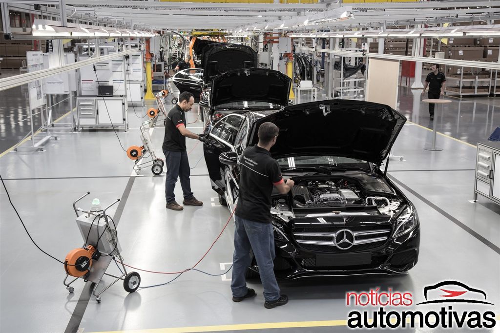 Mercedes pode fechar fábrica no Brasil Mercedes-iracemapolis