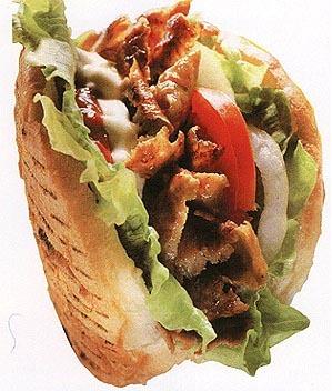 ¿Qué comida elegirías entre la turca,mexicana,americana,japonesa y francesa? Doner-kebab