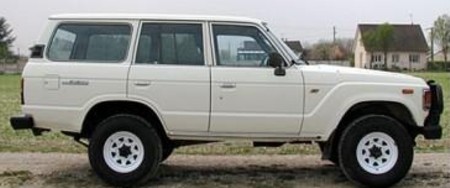 recherche Toyota  BJ Hj61