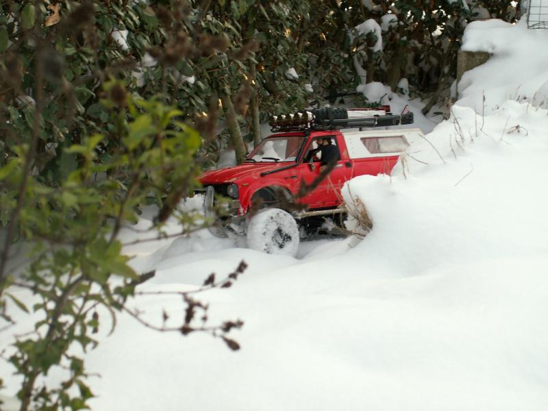 Le micro spot de Tamiya81 S10-01-2010_Hilux_in_snow_98