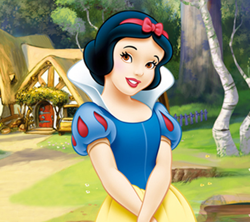 Blanche Neige et les Sept Nains [Walt Disney - 1937] - Page 31 Snow-White-Immortalized-by-Disney