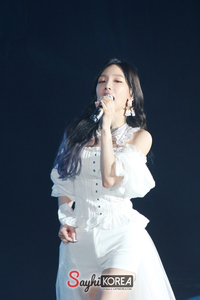 [PIC][27-05-2017]TaeYeon khởi hành đi Thái Lan để tham gia Concert - "PERSONA in BANGKOK" vào chiều nay - Page 5 IMG_1286-683x1024