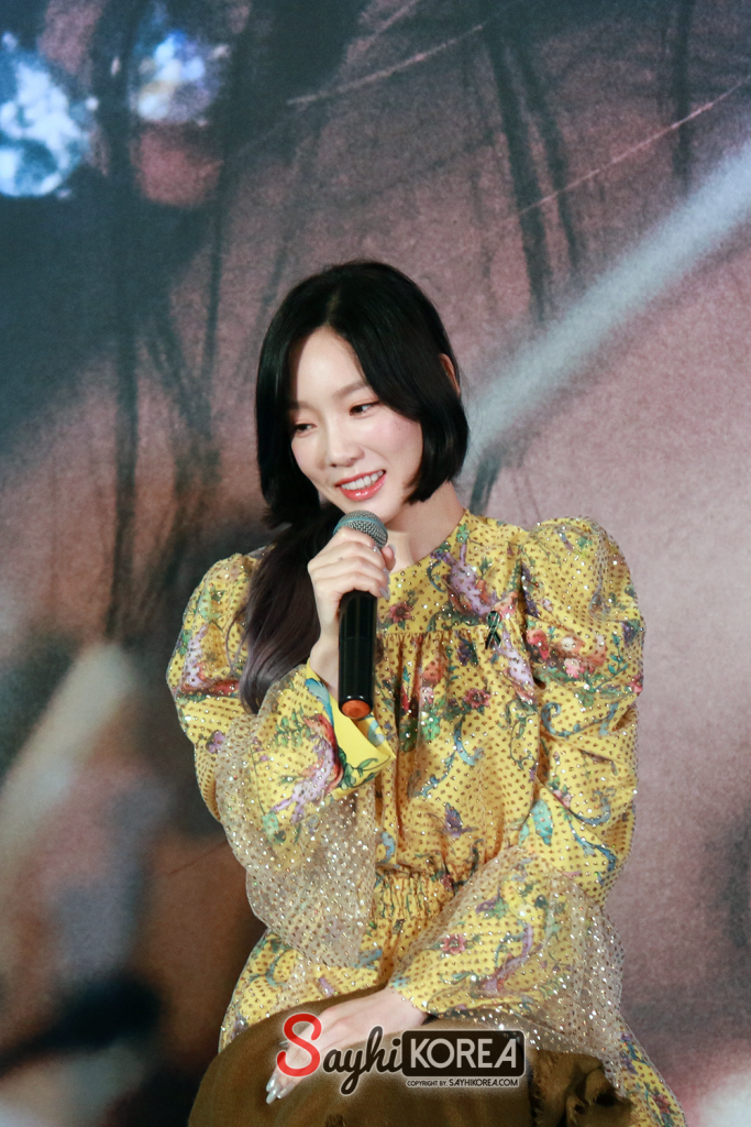 [PIC][27-05-2017]TaeYeon khởi hành đi Thái Lan để tham gia Concert - "PERSONA in BANGKOK" vào chiều nay - Page 5 IMG_4076-copy-2-683x1024