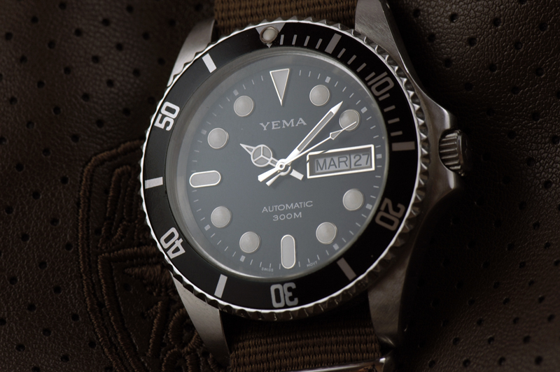 jour - Les montres avec le Jour en français ! - Page 3 Yema_ym929_03