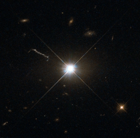 Découverte de 6 galaxies étranges, comme dépourvues d’étoiles Quasar