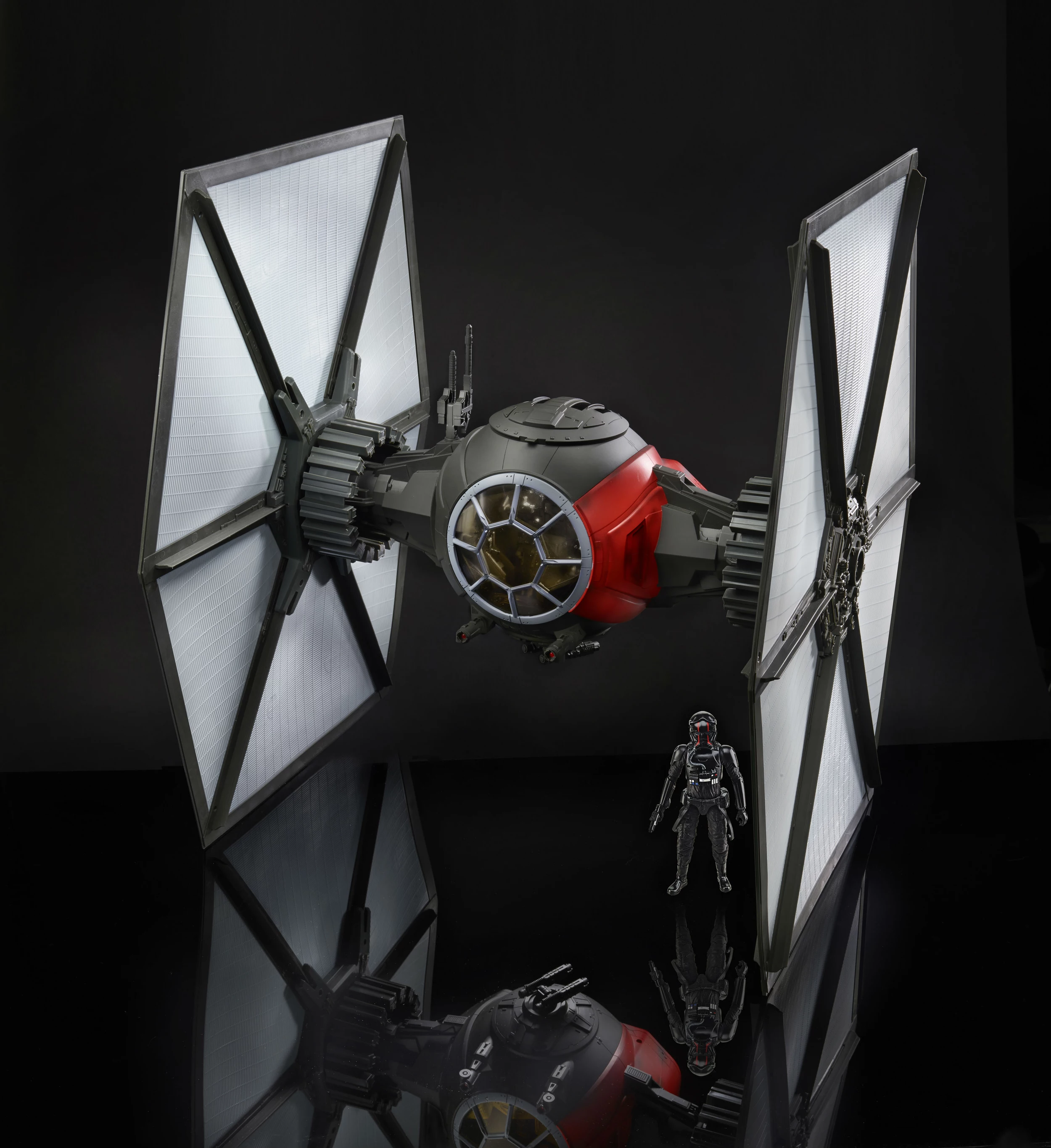 Wave VIII - Spekulationen / Diskussion - Seite 5 Star-Wars-First-Order-TIE-Fighter