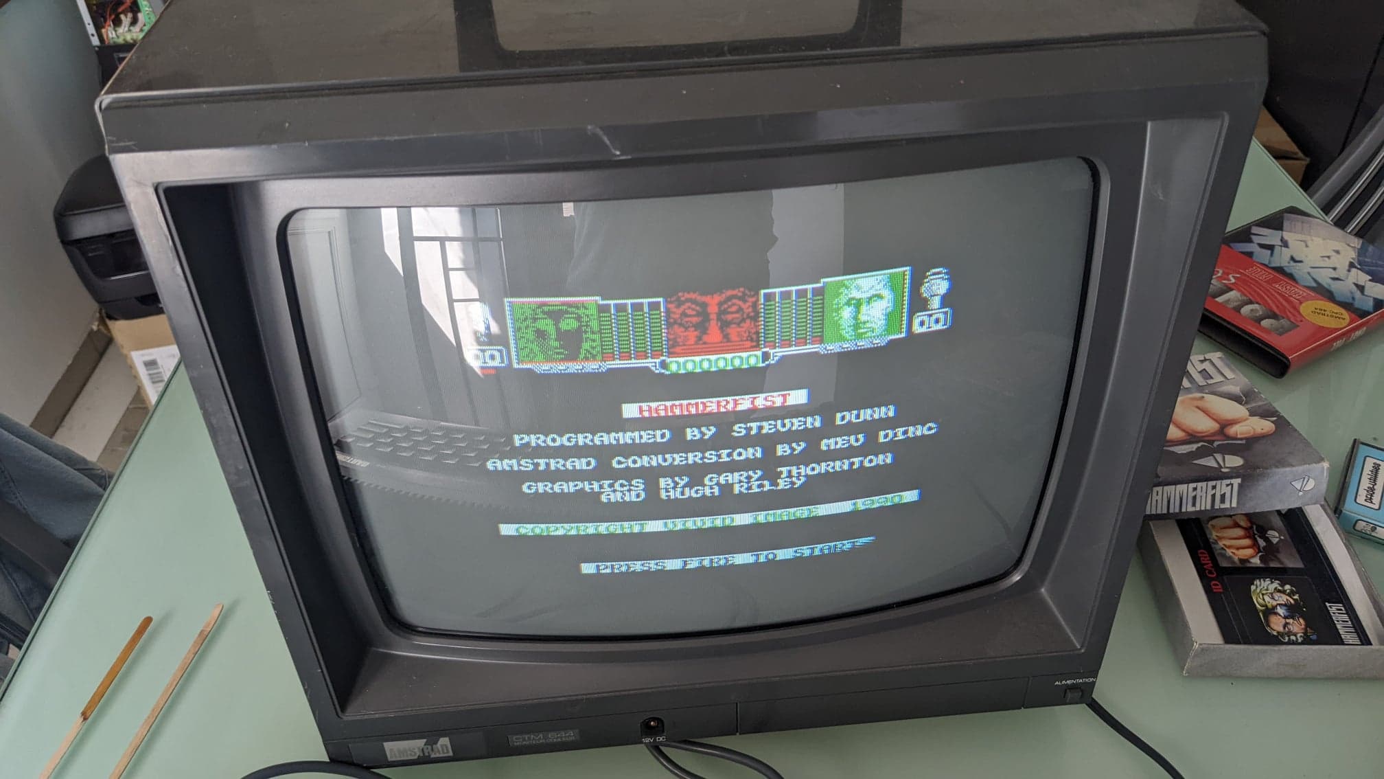 [VDS ou ECH] Gros Bordel AMSTRAD CPC 464 - (Tout est vendu) HAMMERFIST02