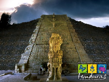 Lista del Patrimonio Mundial. - Página 5 Estatua-maya