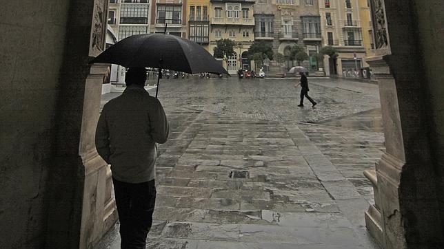 Curiosidades de la Semana Santa española Lluvia-sevilla-semana--644x362