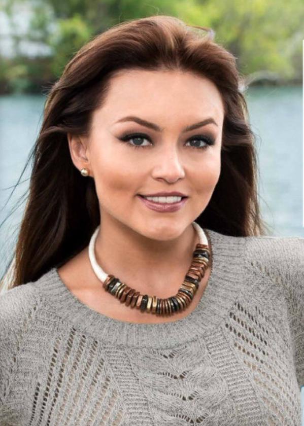 ANGELIQUE BOYER - Page 34 Cjus6hyukaabhe