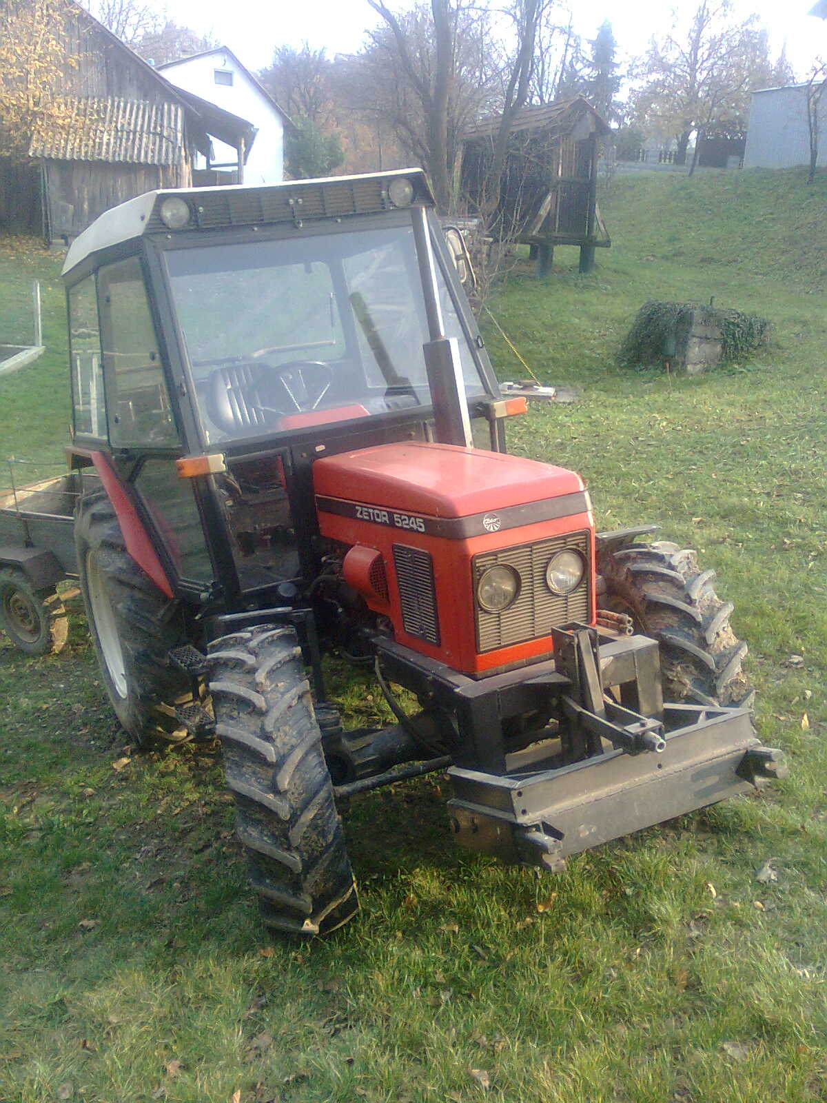 Prodaje se ili mjenja prednja ralica sa hidravliko sprednjo za Zetor serije xx45 Zetor