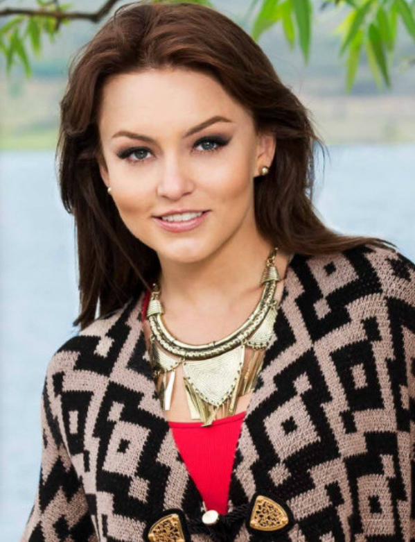 ANGELIQUE BOYER - Page 34 Cjutkfuwaapuv