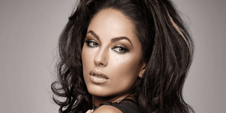 °°BARBARA MORI°° Captura-de-pantalla-2014