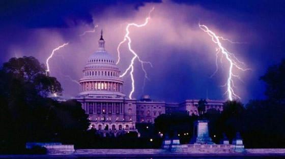 PART !: America Warned Is Unprepared For Q & Trump’s Cataclysmic Destruction Of “Deep State” - Page 6 Capitol-lightning