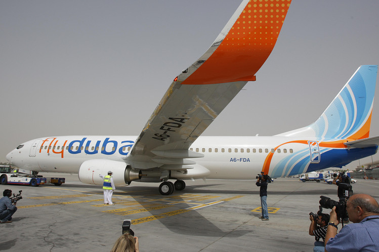 [Internacional] Avião da Flydubai é atingido por tiro antes de pousar em Bagdá BN-GQ353_flydub_P_20150127024448