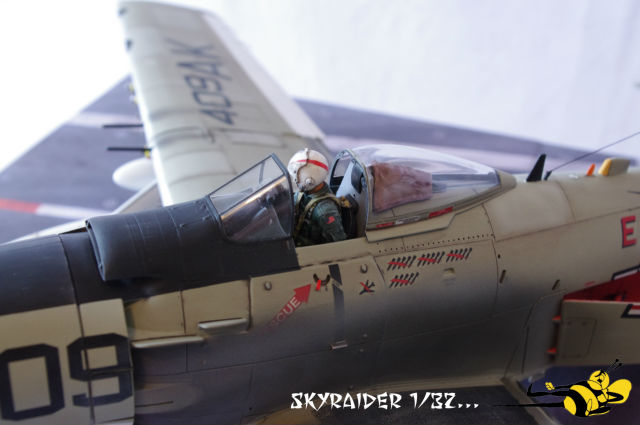 A-1H Skyraider 1/32° 09koaf