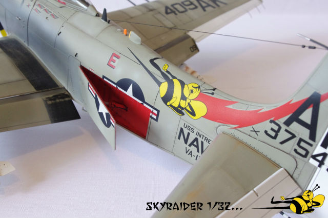 A-1H Skyraider 1/32° 09uqr9