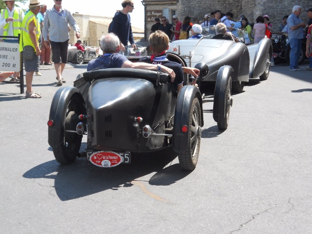Des Bugatti en Ptovence 08izai