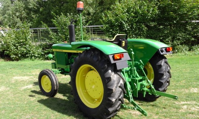 John deere 820 24qh0e