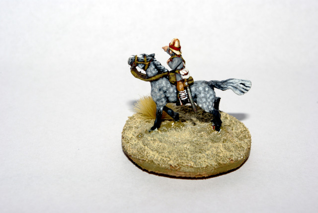 officier brit sur cheval pomele  (petit essai) 24j365