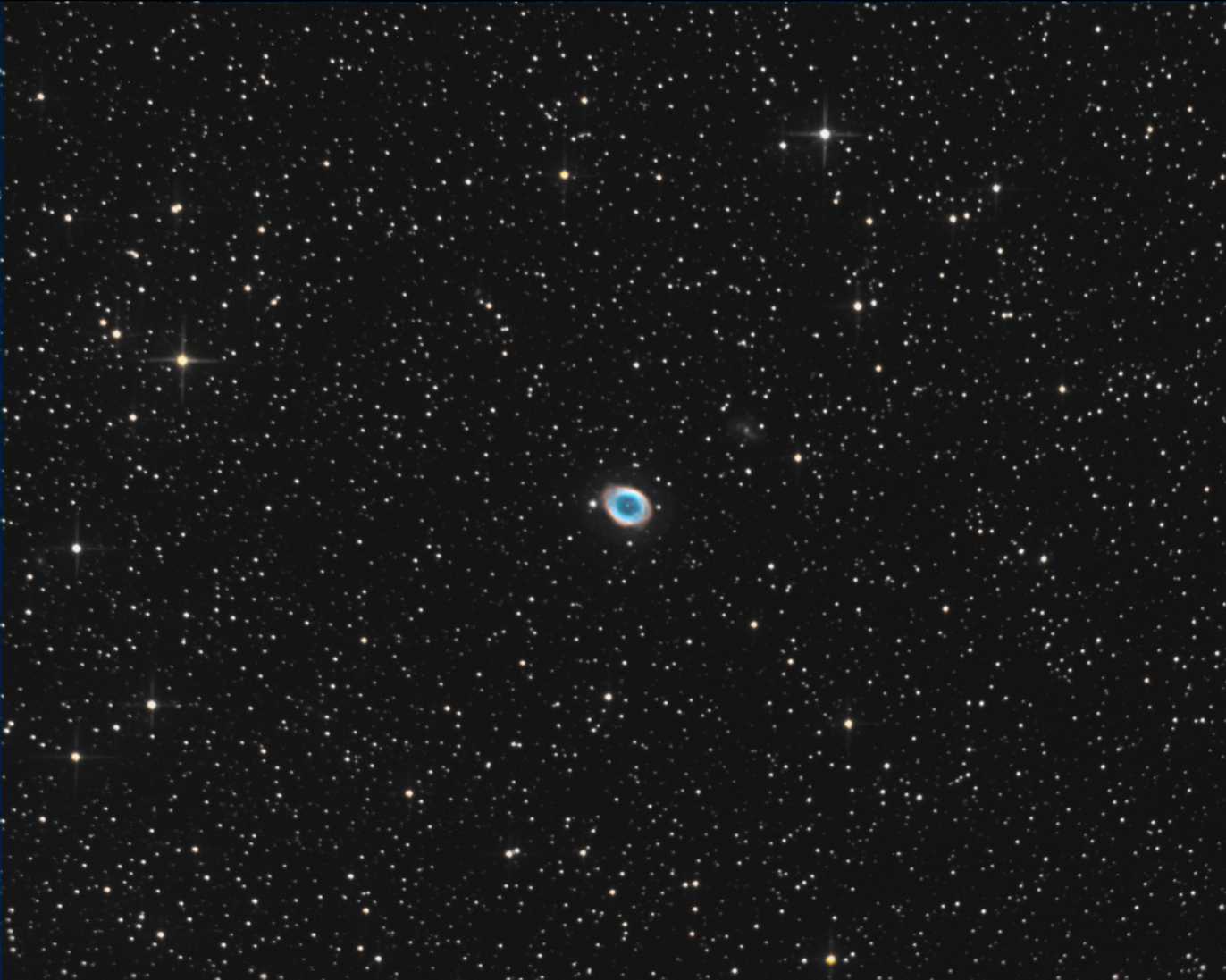 M57 FWHM moyen = 6 M57_lum_rl2_7-0