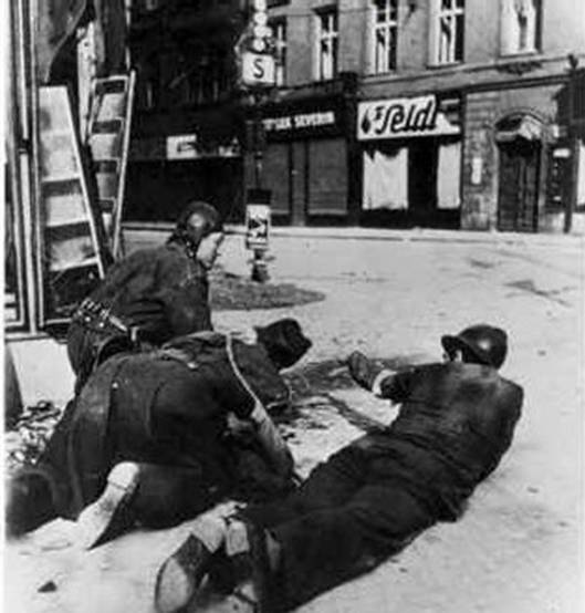 Le soulèvement et la libération de Prague, 5-12 mai 1945 5_5_3