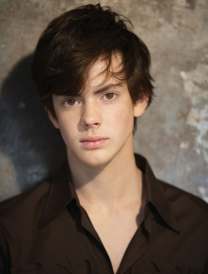 Jeff Scott // Skandar Keynes Normal_x08