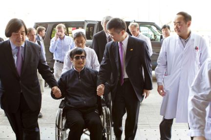 El disidente Chen Guangcheng  1335999114-4312307191d677f569c30de909b445b7