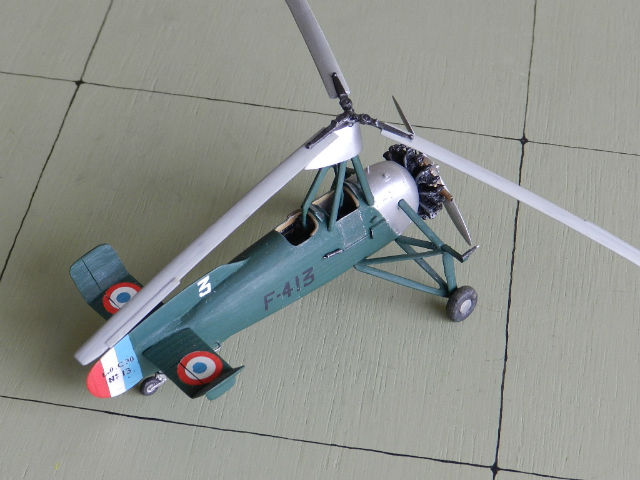 Léo 30 injecté HITECH  1/48 29mtxi